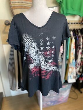Madison & Berkeley Black V-Neck Tee with Eagle & Flag Graphic